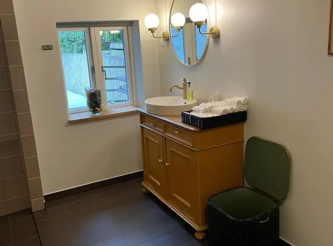Ledvogterhuset B&B Faxe